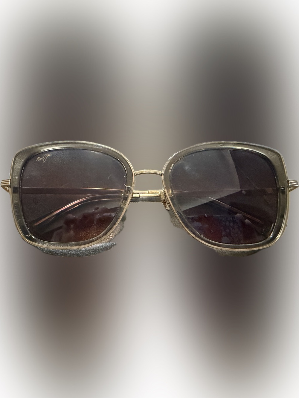 Classic Gold Frame Sunglasses with Dark Lenses